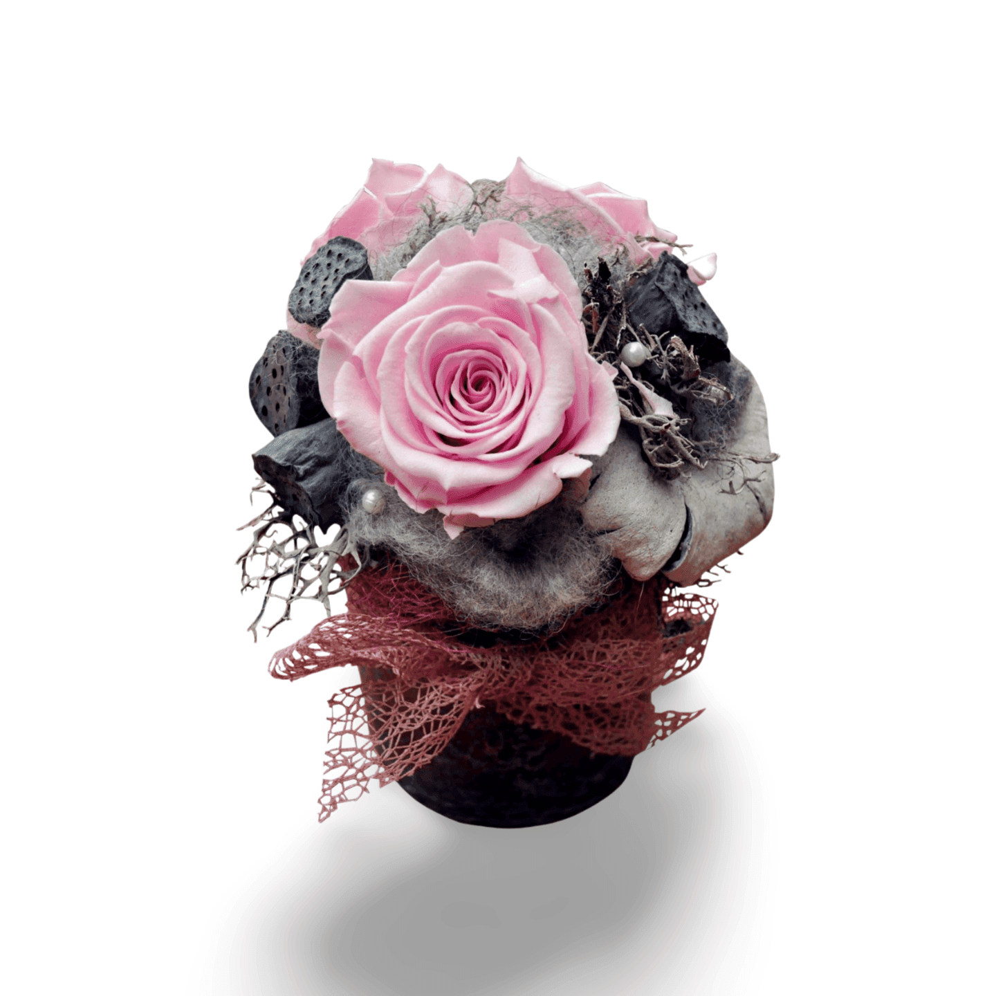 Tafeldeco voor horeca met gestabiliseerde bloemen